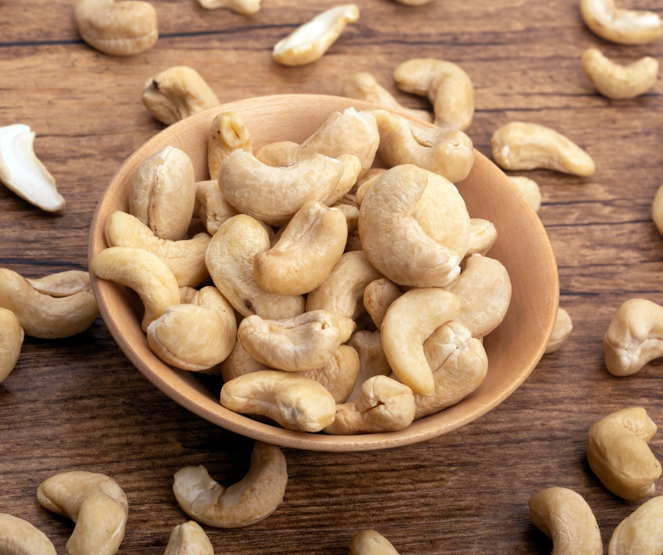 Cách chọn hạt điều rang muối chất lượng - VIETFARM